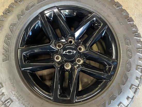 Sold 2022-2024 Chevy Silverado Trail Boss AT4 Factory 18 Wheels Tires OEM Rims Black 5911