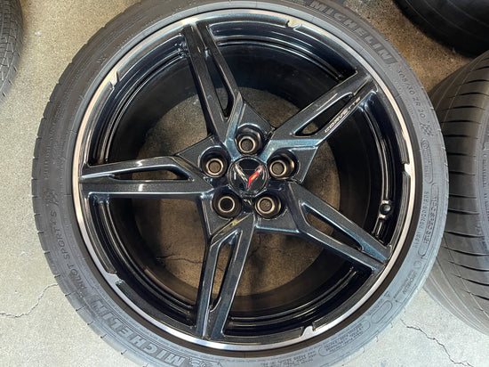 Sold Used Corvette C8 Factory 19 20 Wheels Tires OEM 23404163 23404154 Carbon Flash