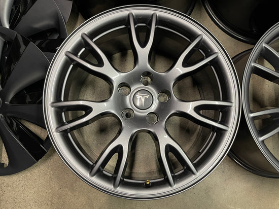 Sold Four 2023 Tesla Model S Plaid Factory 19 Wheels OEM Rims Tempest 19x9.5 19x10.5