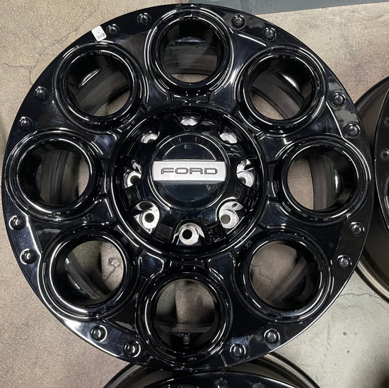 Four 2025 Ford F250 F350 TREMOR Factory 20 Wheels OEM Rims Lug Nuts Black 10484