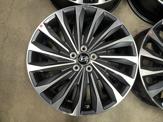 Sold Four 2025 Hyundai Palisade calligraphy Factory 20 Wheels Oem 71048 Rims 52910-S8820