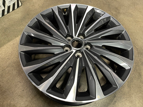 Sold 1) 2025 Hyundai Palisade Factory 20 Wheel Oem 71048 RIM Santa Fe Tucson