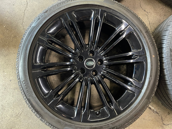 Sold 2025 Range Rover Factory 23 Wheels Tires OEM Rims M8E21007KA Gloss Black 5x120