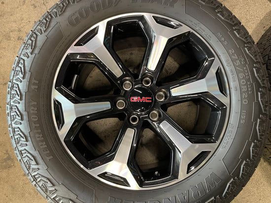 Sold 2025 GMC Sierra Factory 20 Wheels Tires Yukon Rims OEM Silverado 84949606