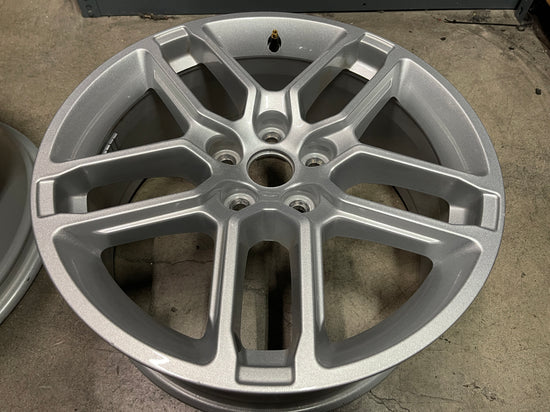 Sold One 2025 Ford Explorer Factory 18" Wheel OEM Rim RB5C1007B1A