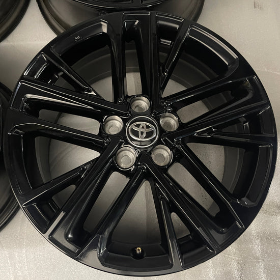 Four 2025 Factory Toyota Camry 18 Wheels OEM black rims 42611-AQ030