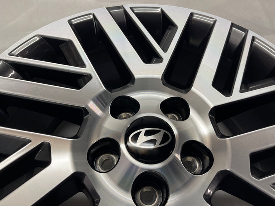 One 2026 Hyundai Palisade Factory 18 Wheel OEM Rim 52910-P9110