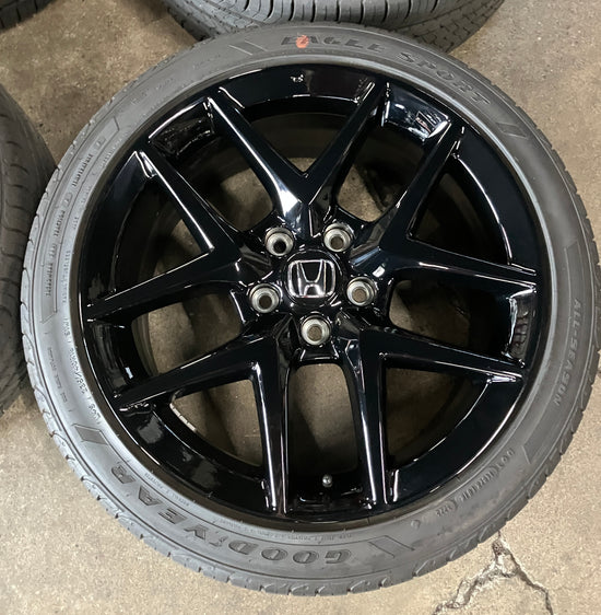 Sold 2025 Honda Civic Factory 18 Wheels Tires OEM 10393 Rims 42700-T20-A71 Gloss Black