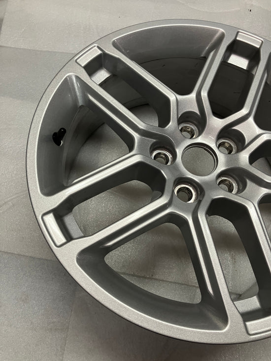 One single 2024 Ford Explorer 18" Wheel Factory OEM Rim RB5C1007B1A