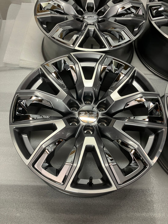 Sold Four 22" 2025 GMC Sierra 1500 OEM Factory Wheels Rims 84775276 14134