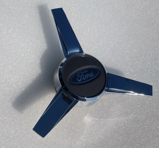 08251101-CC20 One Single 2005-2009 Ford Mustang OEM Spinner Center Cap