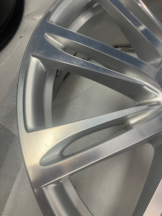 Single OEM 2016 Audi A8 20" Factory Alloy Wheel Rim 58871 4H0601025N