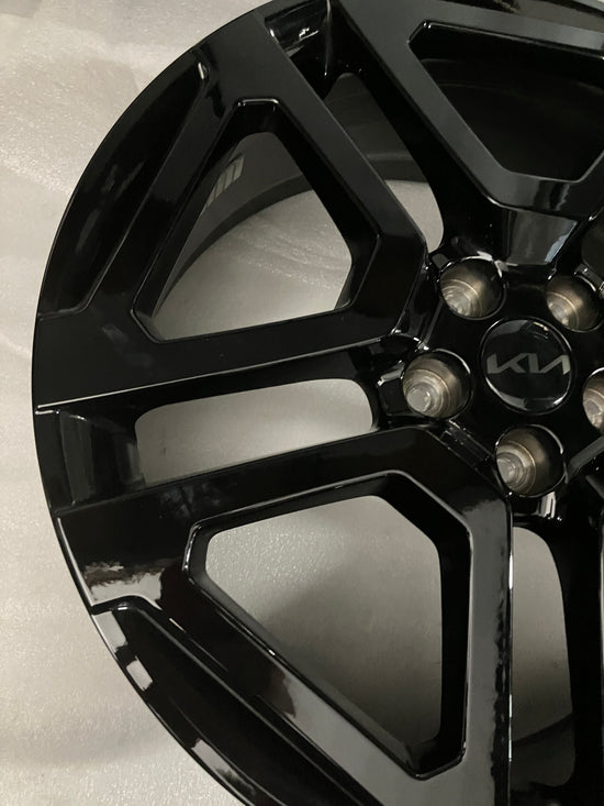 ONE 2025 Kia Telluride Factory 20 Wheel OEM Rim Black 52910-S9840