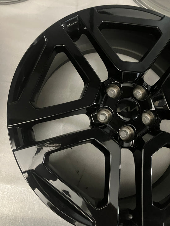 One Single 2025 OEM Kia Telluride Factory 20 Wheel Rim Black 52910-S9840