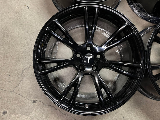 Sold 2023 Tesla Model Y Factory 19 Wheels Rims OEM Gloss Black Gemini