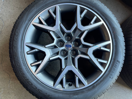 Sold 2025 Ford Explorer ST Factory 21 Wheels Tires OEM VB5J1007AA Rims 275/45/21 Pirelli