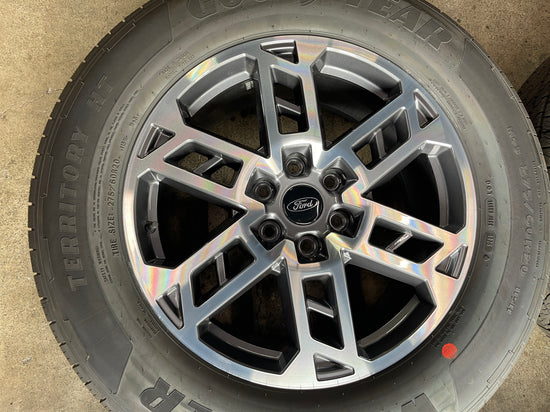 Sold2025 Ford Expedition Factory 20 Wheels Tires OEM RIMS SL141007FA GDY 275/60/20 F150