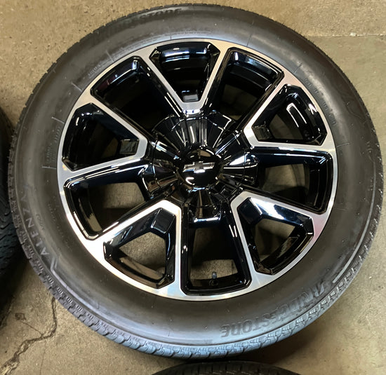 2025 Chevy Tahoe RST Factory 22 Wheels Tires OEM 23376234 Rims 275/50/22 Silverado