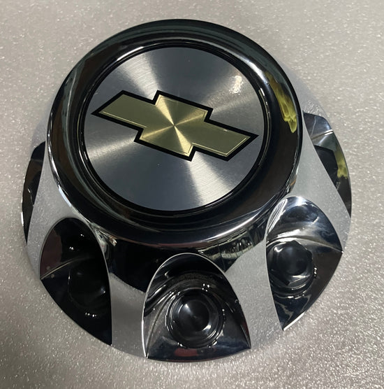 One Single 2008-2010 Chevy 3500 Dually DRW REAR Chrome Finish Center Cap 9597335