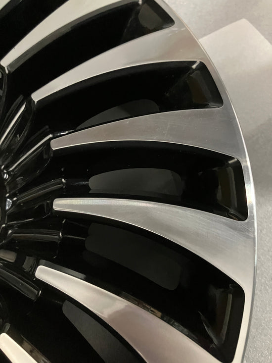 (1) 2024 2025 Lincoln Navigator Black Label Factory 22 Wheel OEM 10499 Rim NL741007PA