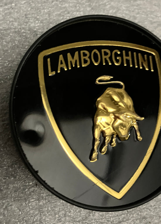 (1) Single Authentic 2018-2024 Lamborghini Urus OEM center cap 470.601.147