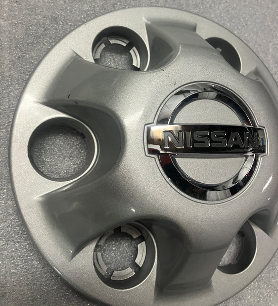 Single OEM Nissan Titan Armada Center Cap 2004-2022 40315 7S000