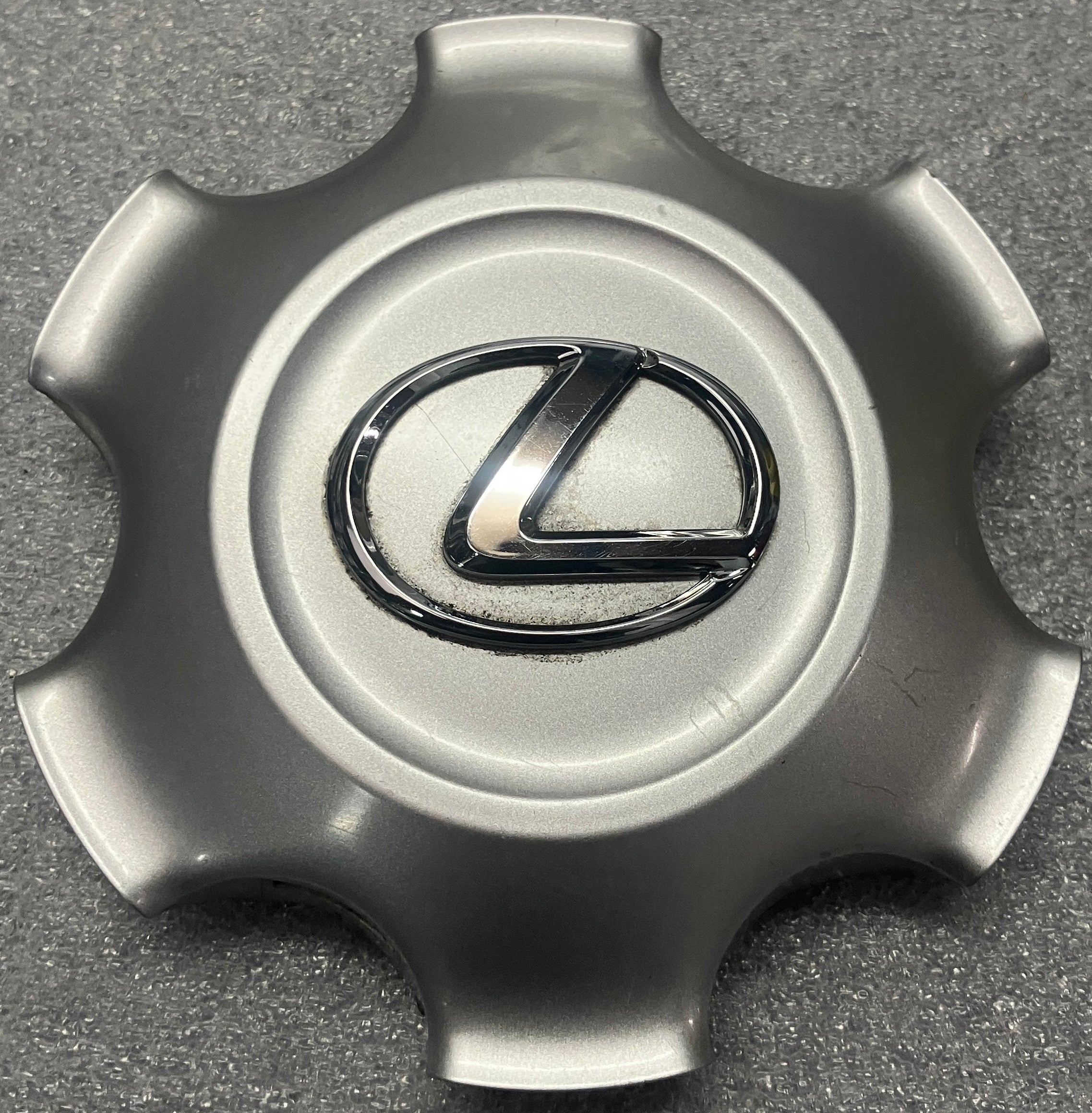2010-2021 Lexus GX460 OEM Center Cap 20in Silver – Socal Wheels