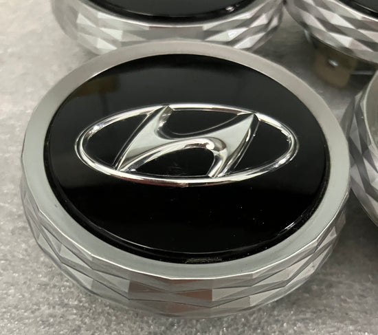 Set of 4 Genuine Factory OEM Hyundai Palisade Factory OEM Center Caps 52960-L1200