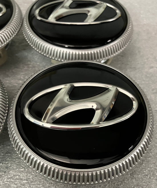 Set of 4 OEM Hyundai Palisade genuine OEM Factory Center Caps 52960-S8300