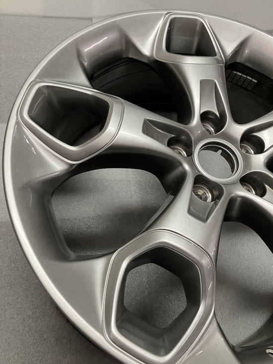 One Single 2013-2016 Ford Escape OEM 19" Wheel 3947 CJ5C1007G18 Rim Hyper silver