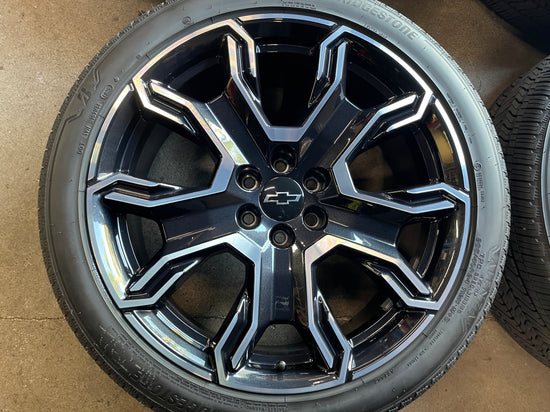 Sold 2026 Chevy Silverado Factory 24 Wheels Tires OEM Rims Yukon Sierra Tahoe Escalade 84949592