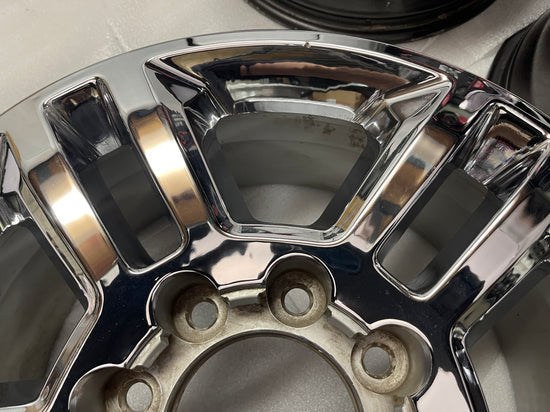 Sold (1) Single 20" OEM Chrome 2019 Chevrolet Silverado 2500 3500 Wheel Rim 5705