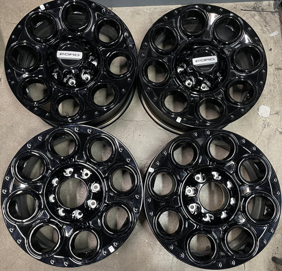 Four 2025 Ford F250 F350 TREMOR Factory 20 Wheels OEM Rims Lug Nuts Black 10484