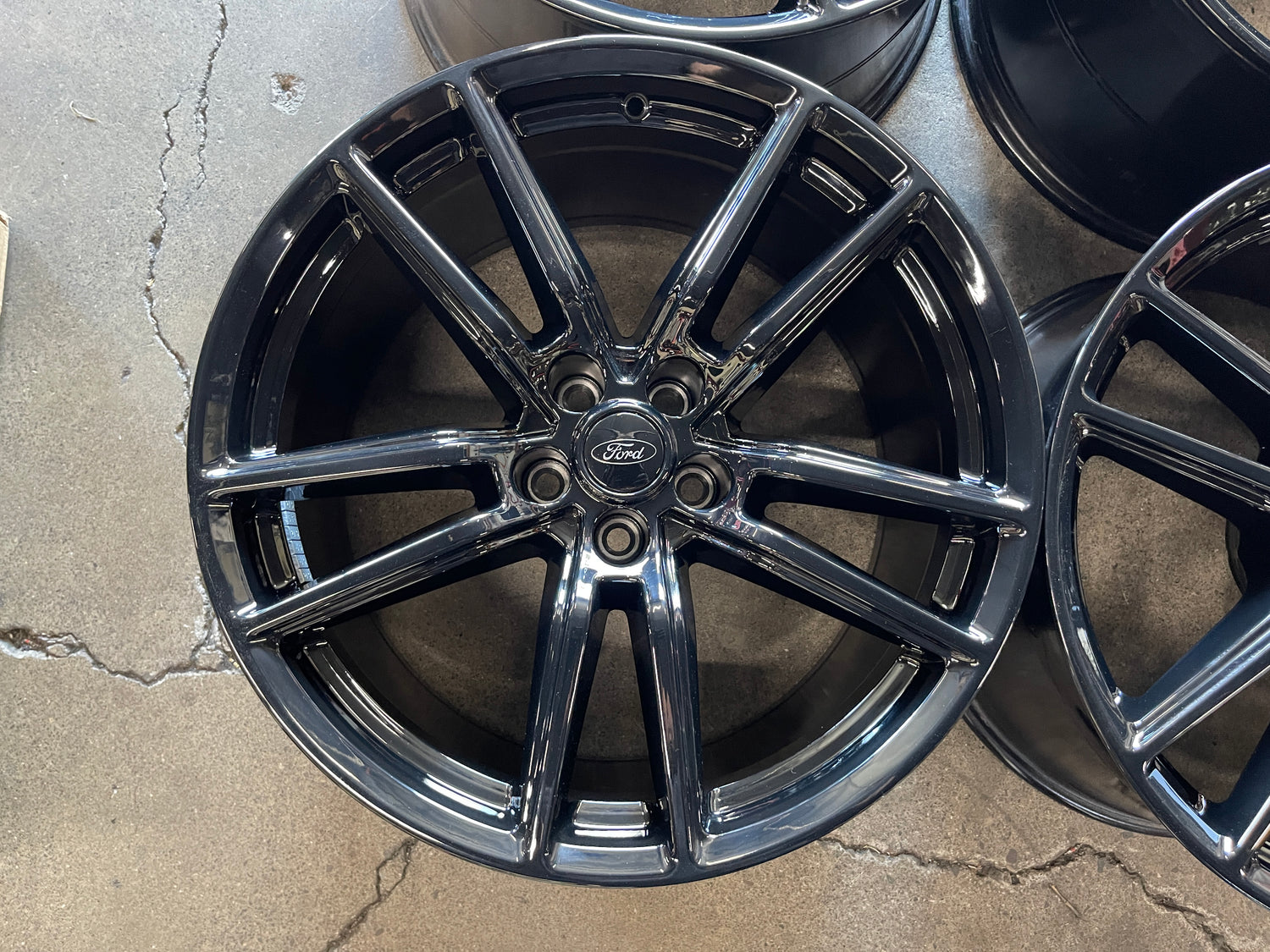 Gt500 Rims 2022 Ford Mustang Shelby GT500 OEM Wheels Rims 20x11 +32 Gloss Black ...