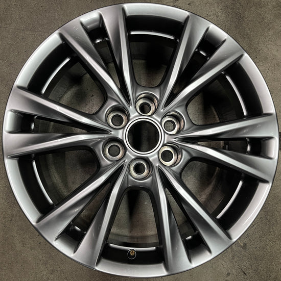 Sold One single 2023 Cadillac XT5 Factory 18 Wheel OEM 4870 Rim 84180450 84180797 Hyper Silver