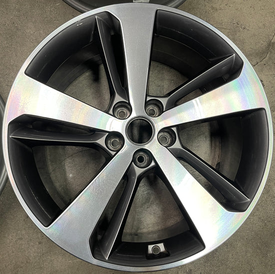 Sold One single 2021 - 2024 Genesis GV80 Factory 20 Wheel Rim OEM 52910T6100