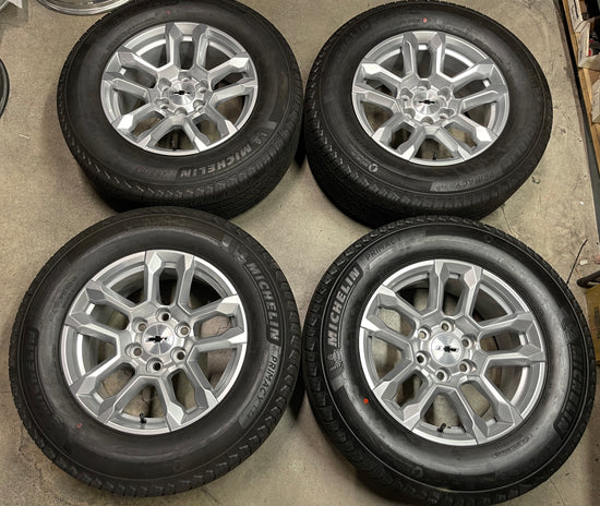 Sold 2025 Chevy Tahoe Silverado Factory 18 Wheels Tires Rims OEM SUB 1500 Michelin