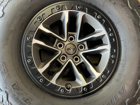2025 Jeep Wrangler 392 Rubicon Factory 17" Wheels Tires OEM Rims Beadlock Gladiator BFG