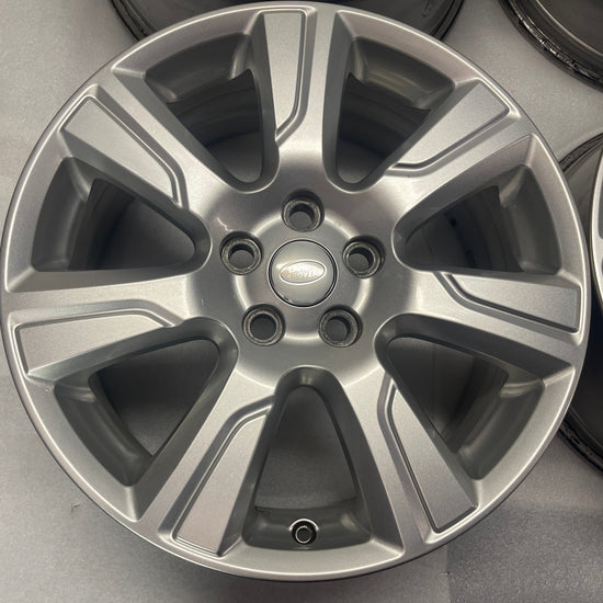 Four 2013 - 2016 Rover LR4 Factory 19 Wheels OEM 72259 Rims DH221007AAW