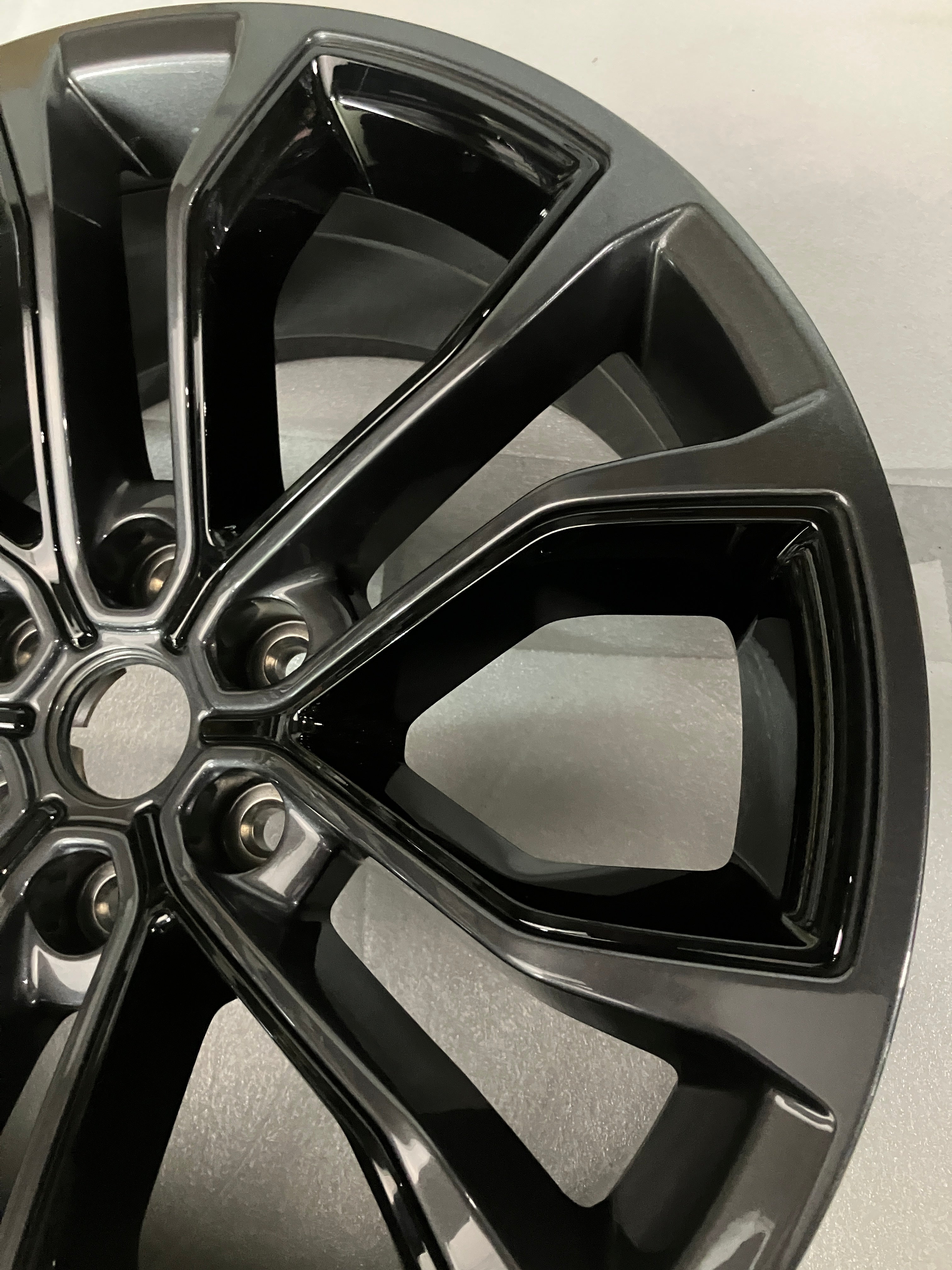 【Weds クレンツェ ラッティンガー EVO 19インチ9.5J5HPCD114.3+43】【CORSA 2233 235/35ZR19】2本セット　(VTA01) クレジットカード QR決済可能 2024 Jeep Grand Wagoneer OEM Wheel Rim 22x9 6x139 +19.05 Hyper
