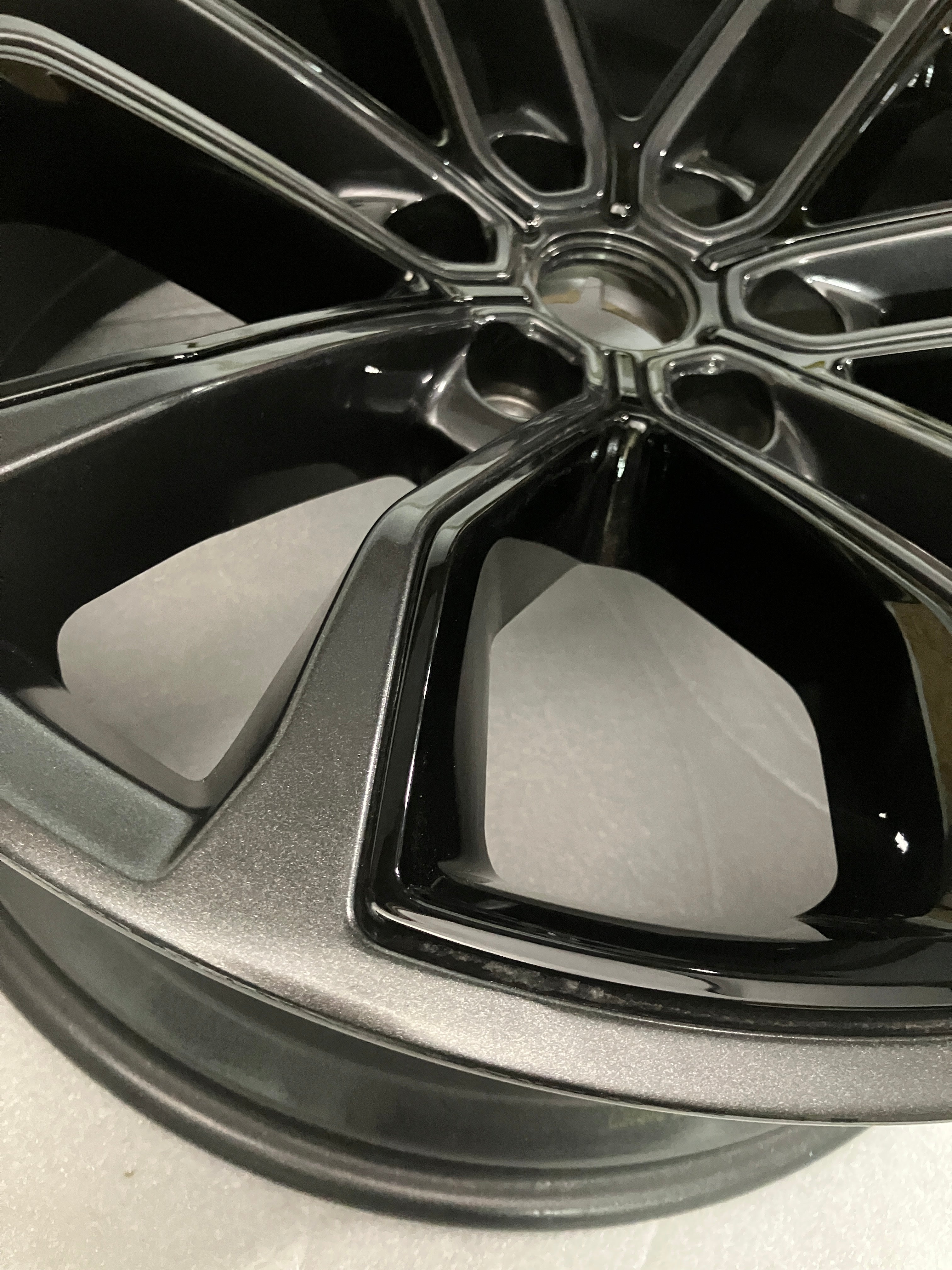 2024 Jeep Grand Wagoneer OEM Wheel Rim 22x9 6x139 +19.05 Hyper