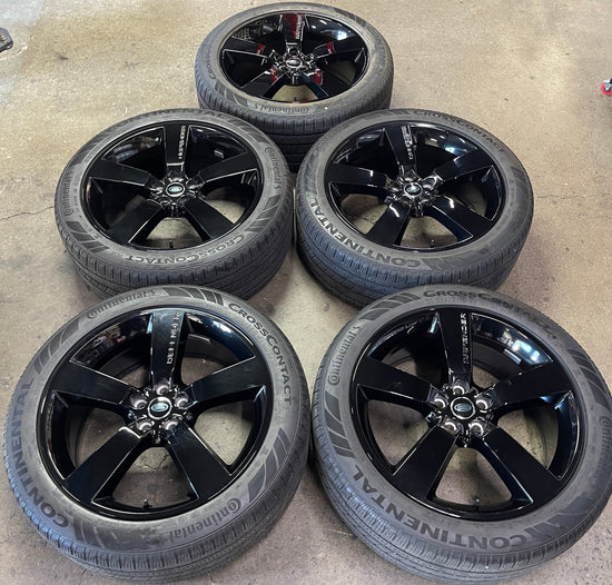 Five (5) 2024 2025 Land Rover Defender factory 22 Wheels Rims Tires OEM Black