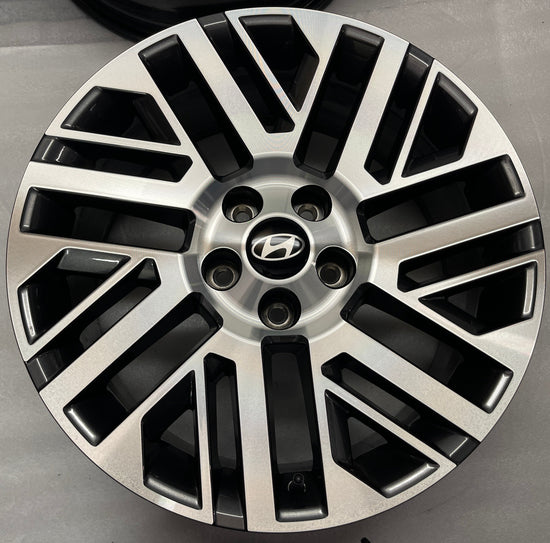 One 2026 Hyundai Palisade Factory 18 Wheel OEM Rim 52910-P9110 Single
