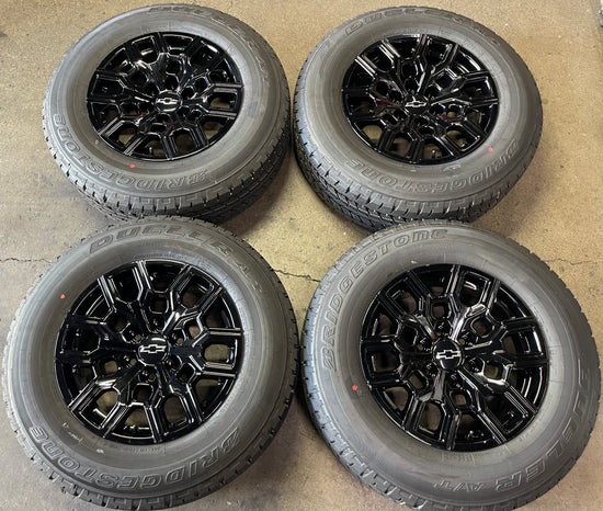 2025 2026 Chevy Silverado Colorado 1500 18 Gloss Black OEM Wheel Rim Tire Set