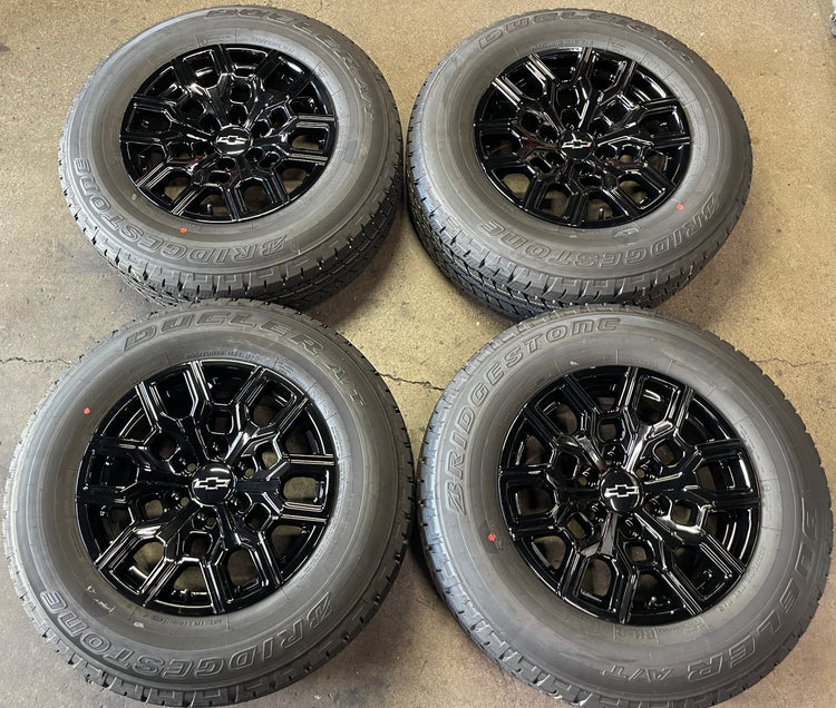 2025 2026 Chevy Silverado Colorado 1500 18 Gloss Black OEM Wheel Rim Tire Set
