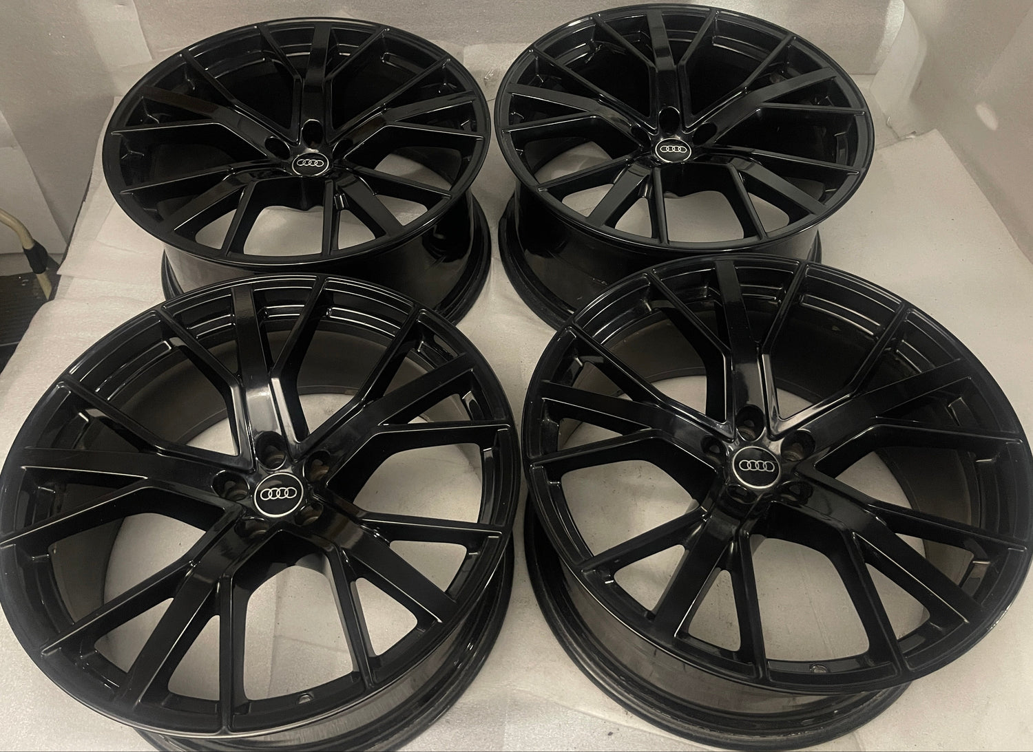2021 2022 2023 Audi E-Tron Quattro Q8 OEM 22 inch Gloss Black Wheels Rims Set of 4 4M8601025Q 59065