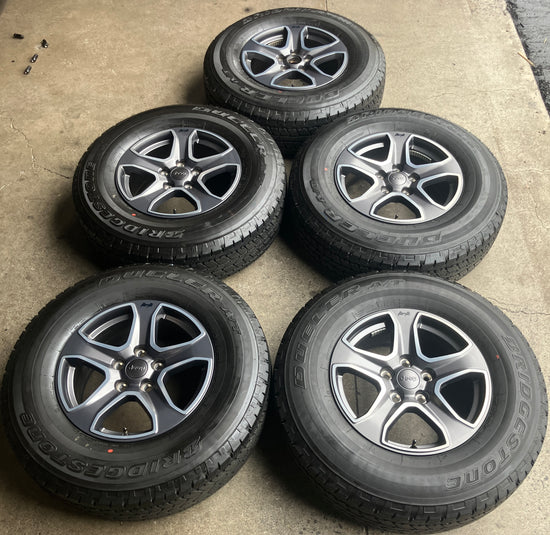 5 Jeep Gladiator Wrangler JK JL Factory 17 Wheels Tires Bridgestone AT RHS 255/75/17 OEM
