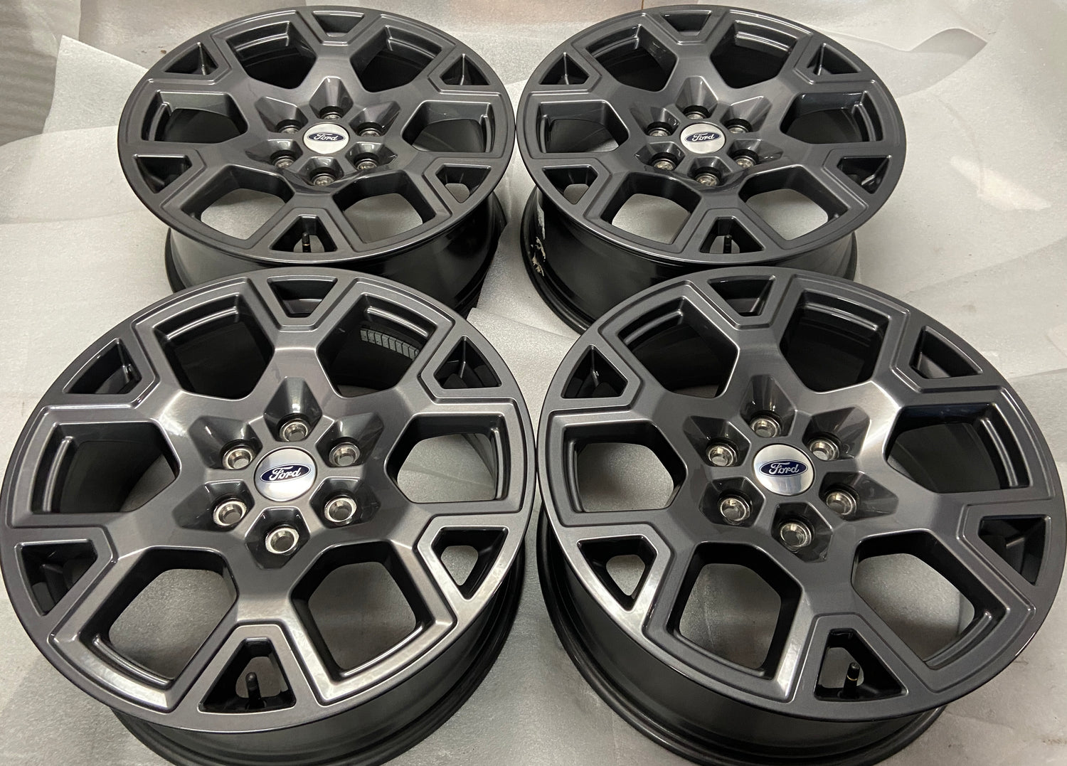 2026 Ford F150 OEM 20x8.5 6x135 +44mm Full Paint Dark Gray Wheels Rims Set of 4 | TL341007HA
