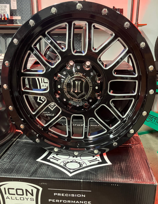 NEW Open Box Ford F250 F350 Icon Alpha 20" Wheels 1220908150GBMW 20x9 +0 8x170