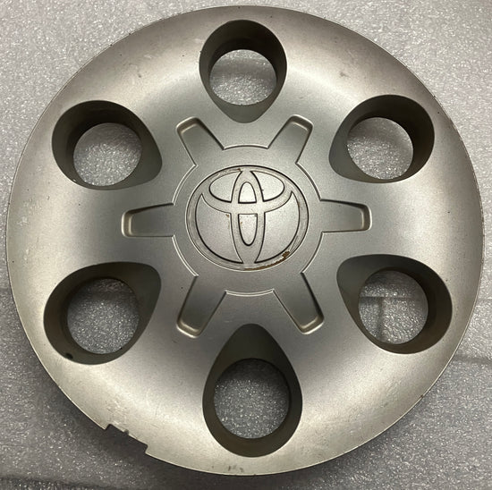 (1) Single Center Cap for 2000-2004 Toyota Tundra 69395 426030C030